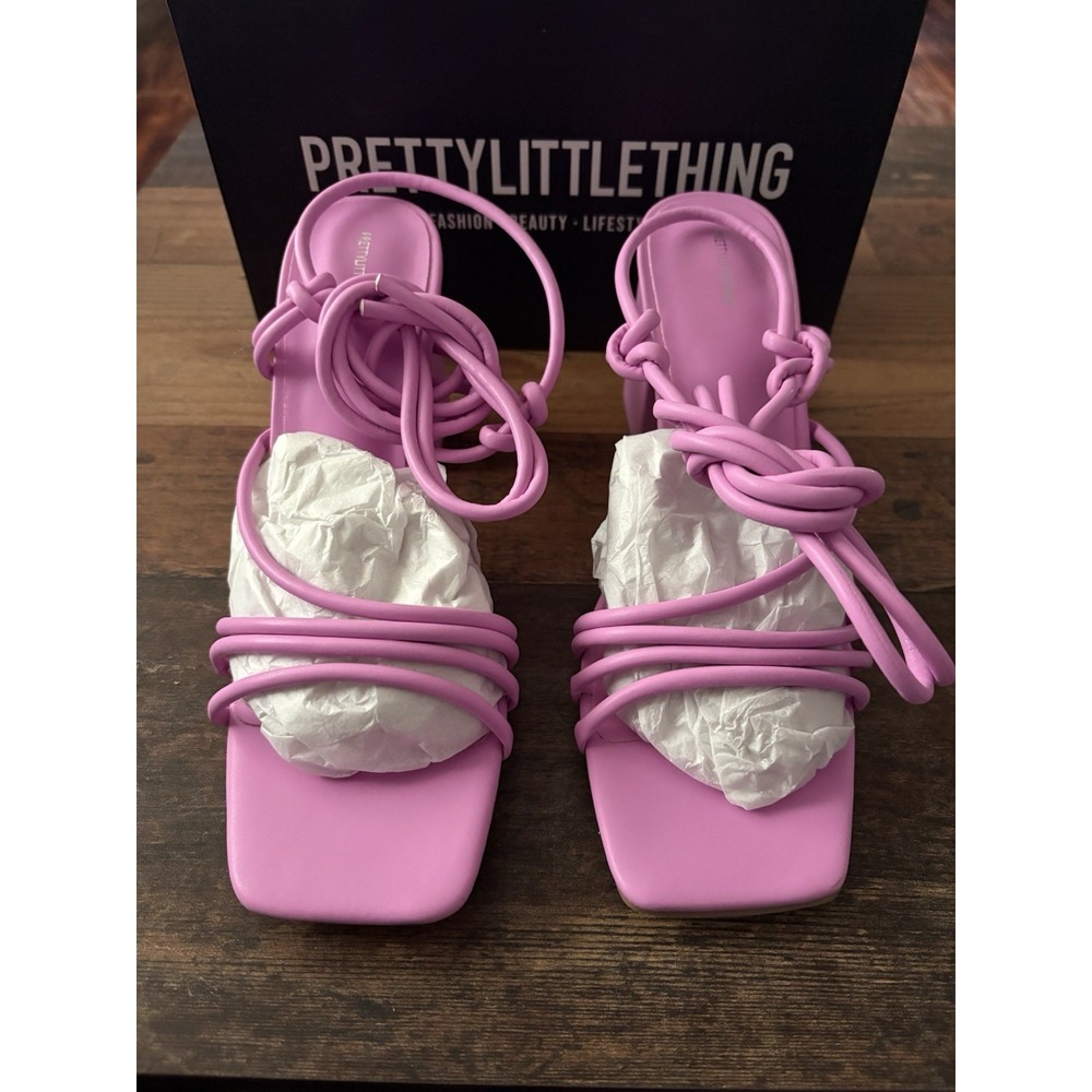 PrettyLittleThing Pink PU Square‎ Toe Strappy Low Block Heel Sandals US 7 NEW